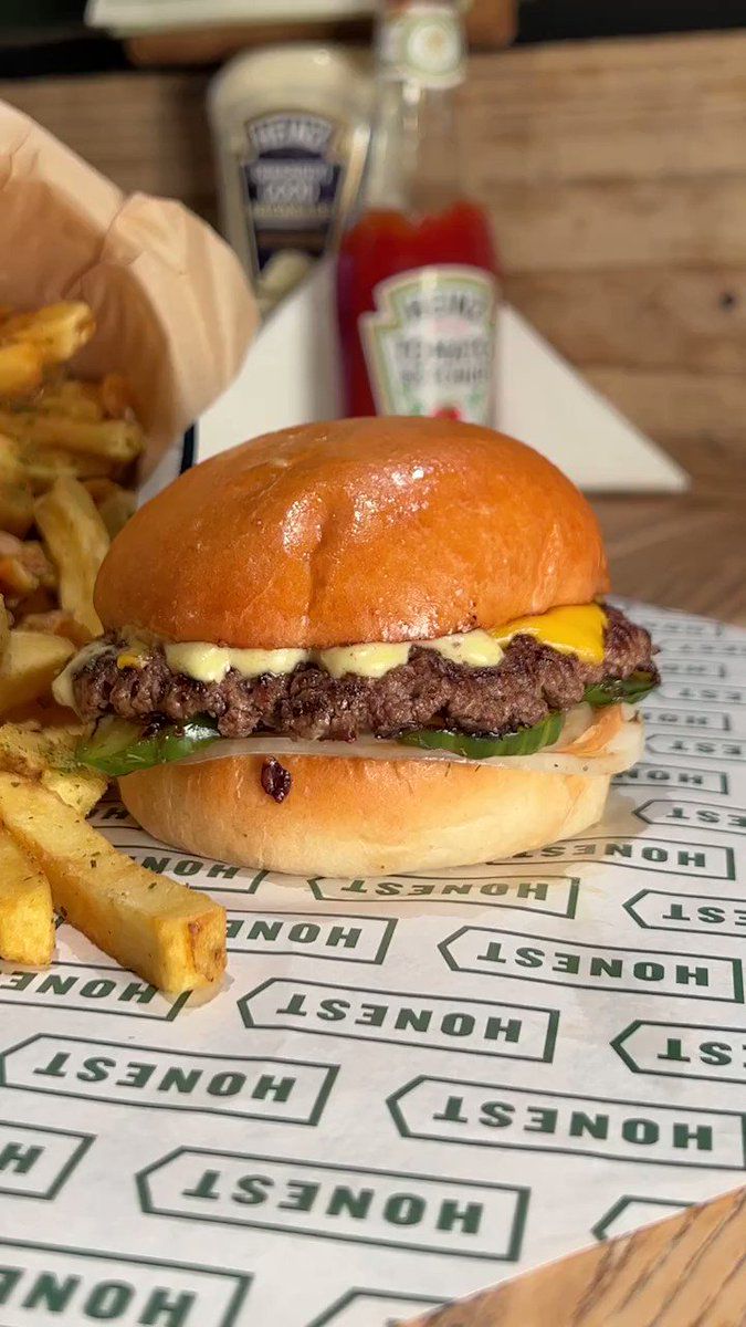 LITTLE CHEESE BURGER